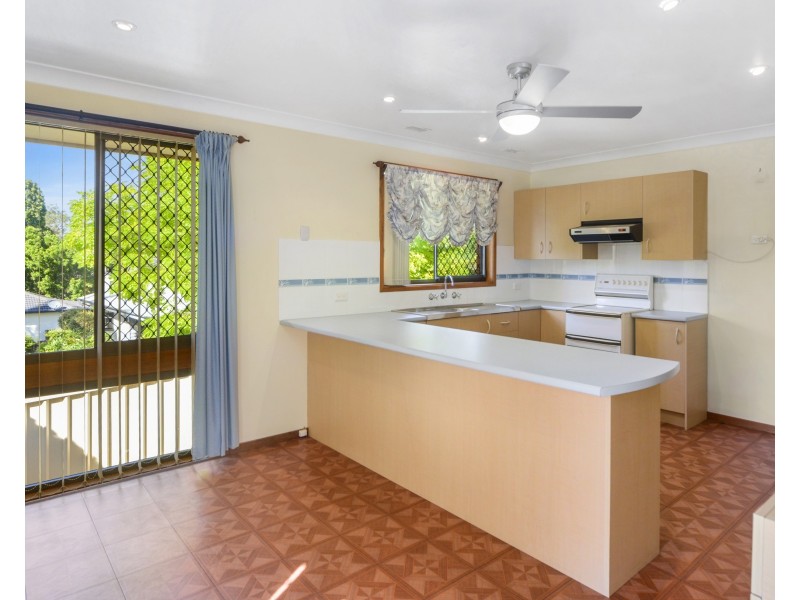 25 Tarawal Street, Bomaderry NSW 2541