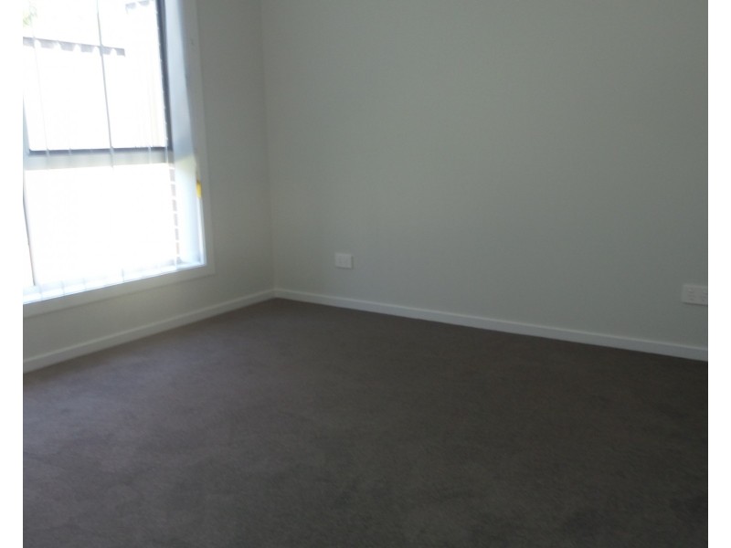 2/120 Old Southern Road, South Nowra NSW 2541