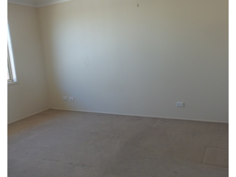 26 Golden Ash Close, Worrigee NSW 2540