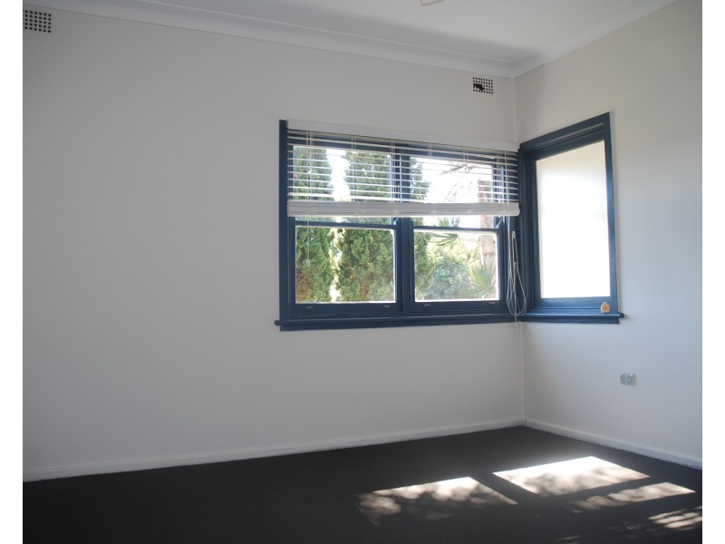 106 Kalandar Street, Nowra NSW 2541