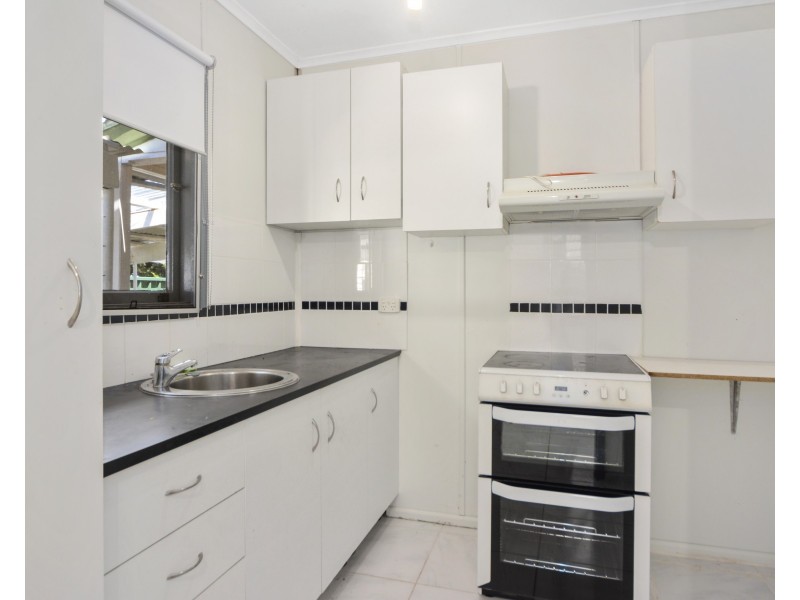 22 McKay Street, Nowra NSW 2541
