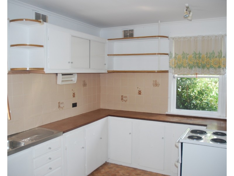 108 Wallace Street, Nowra NSW 2541