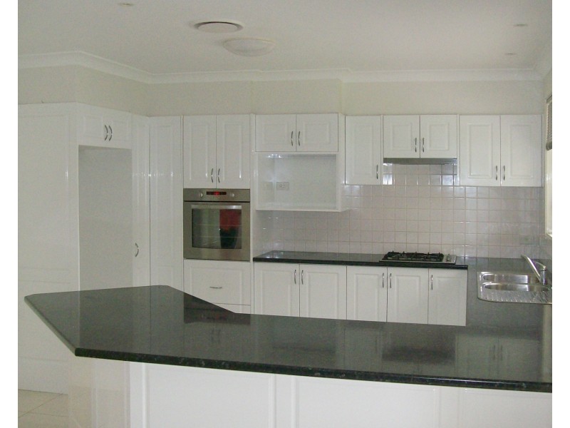 2 Guinea Flower Crescent, Worrigee NSW 2540