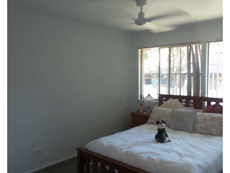 4/25 Bowada Street, Bomaderry NSW 2541