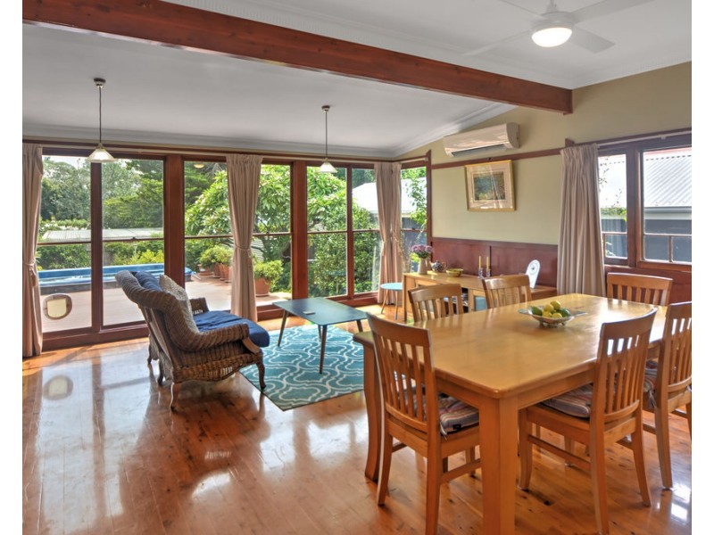 33 Plunkett Street, Nowra NSW 2541