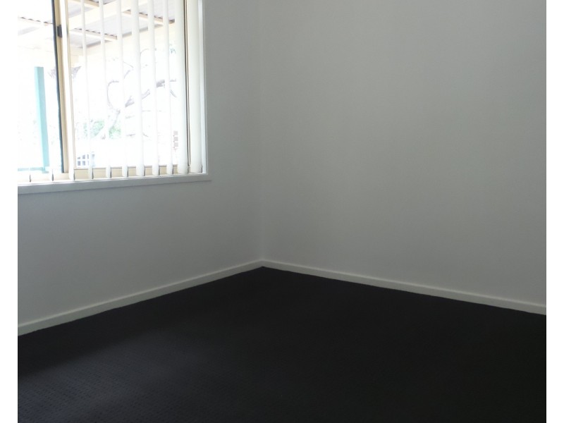 8 Stockley Close, West Nowra NSW 2541