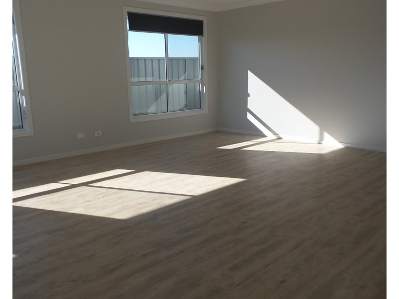 34 Gracilis Rise, South Nowra NSW 2541