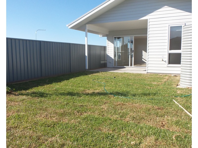 34 Gracilis Rise, South Nowra NSW 2541