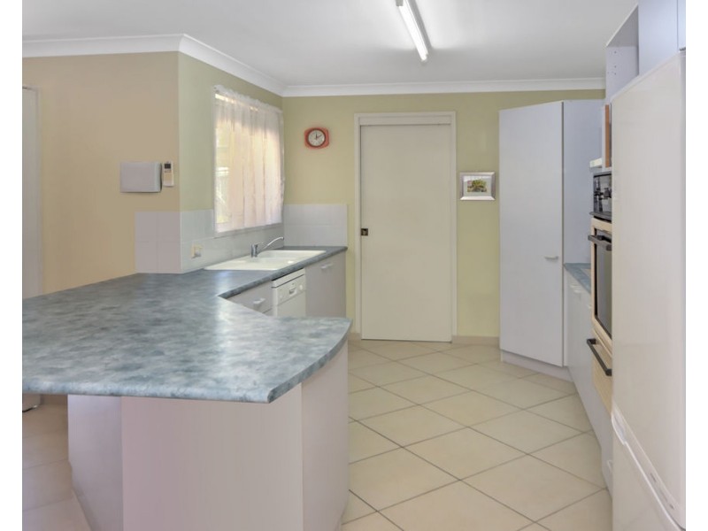23 Rannoch Drive, West Nowra NSW 2541