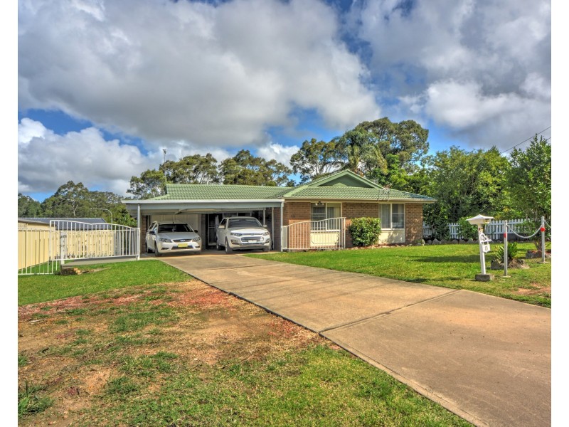 13 Yalwal Road, West Nowra NSW 2541