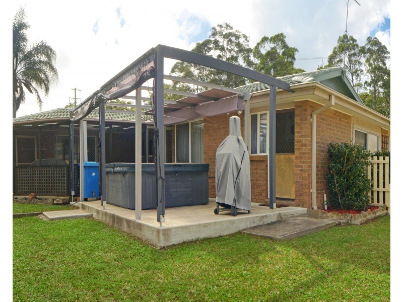 13 Yalwal Road, West Nowra NSW 2541