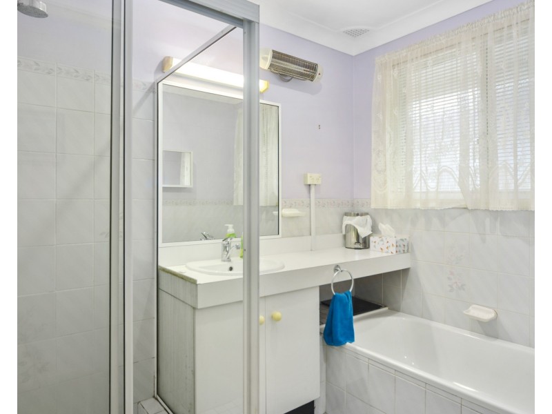 13 Yalwal Road, West Nowra NSW 2541