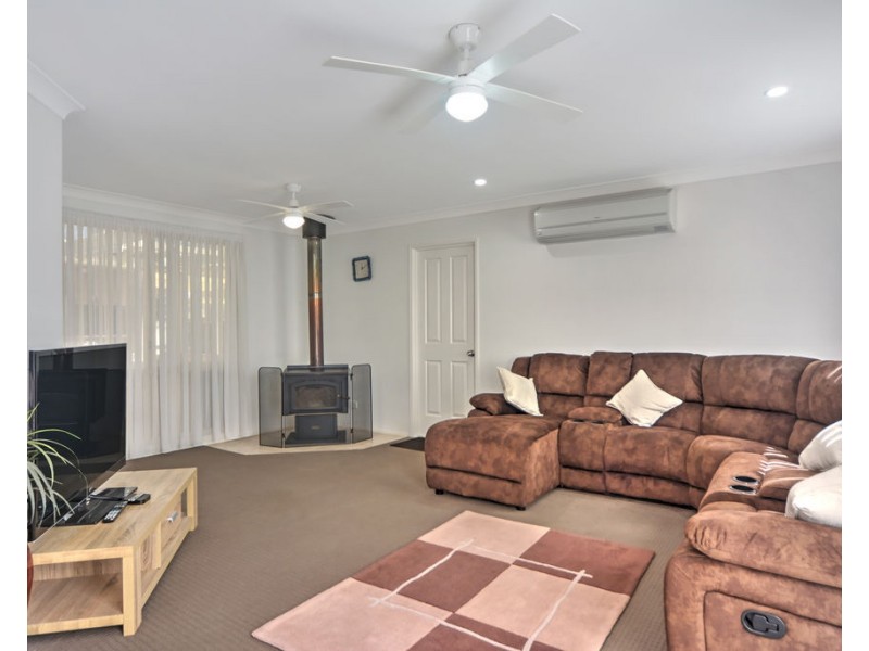 19 St James Crescent, Worrigee NSW 2540