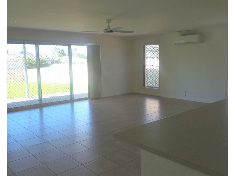 16 Alpina Place, South Nowra NSW 2541