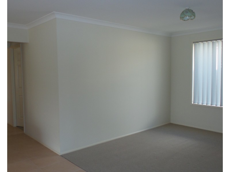 15 Warrigal Street, Nowra NSW 2541