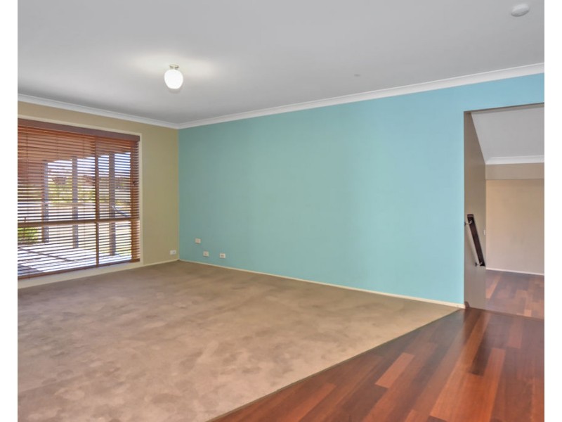 44 Warrigal Street, Nowra NSW 2541