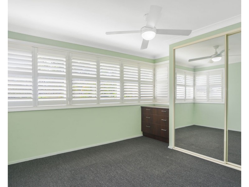 4 Pioneer Place, Nowra NSW 2541