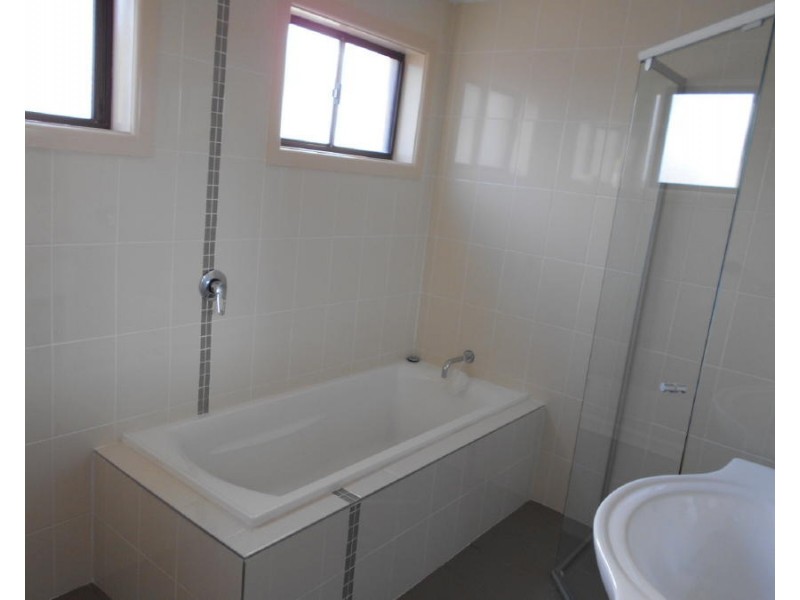 98 Yurunga Drive, North Nowra NSW 2541