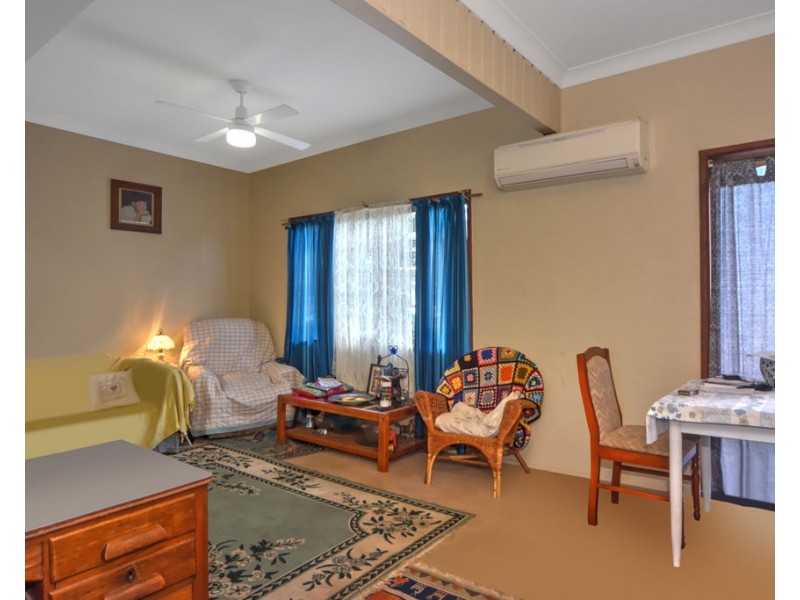 19 Dalwah Street, Bomaderry NSW 2541