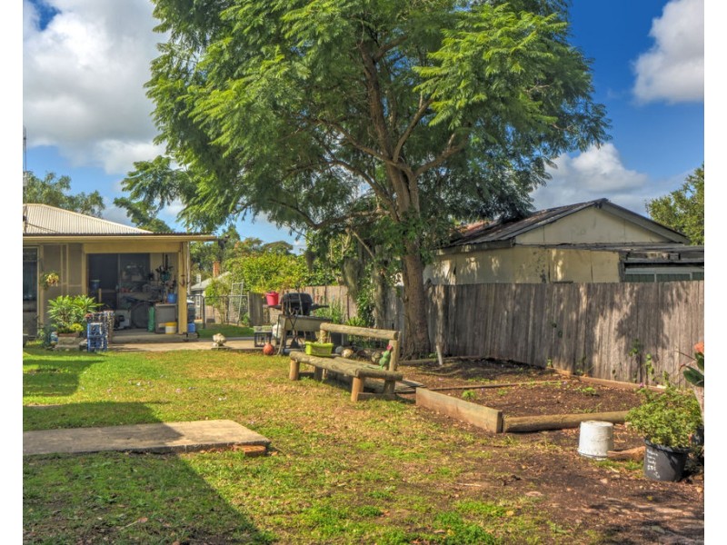 19 Dalwah Street, Bomaderry NSW 2541