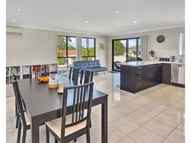 5 Christiana Close, West Nowra NSW 2541