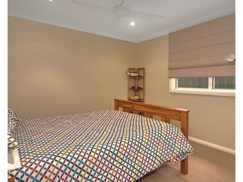 96 West Birriley Street, Bomaderry NSW 2541