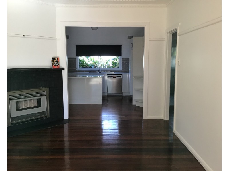 6 Spring Street, Nowra NSW 2541