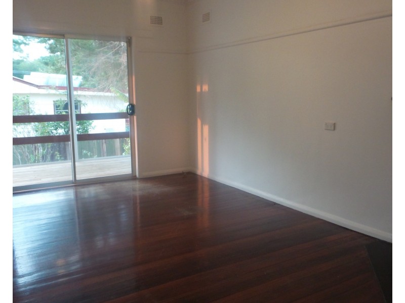 6 Spring Street, Nowra NSW 2541