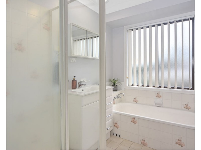 17 Coconut Drive, North Nowra NSW 2541