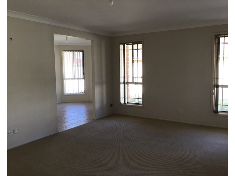 18 Jewel Street, Worrigee NSW 2540