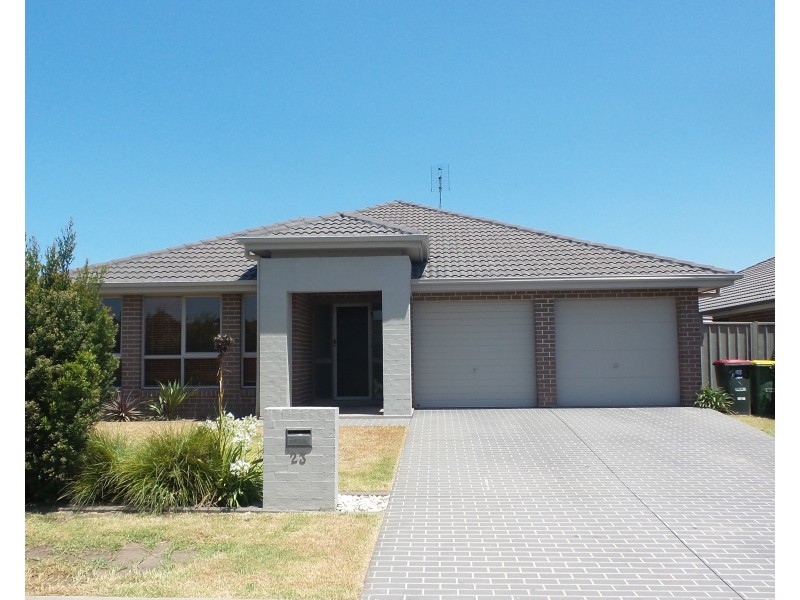 23 Terralla Grove, South Nowra NSW 2541