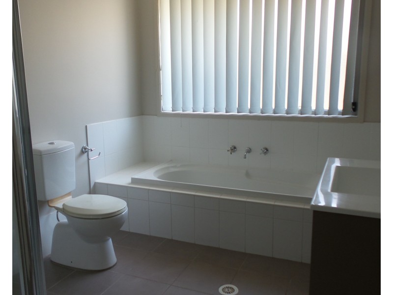 23 Terralla Grove, South Nowra NSW 2541