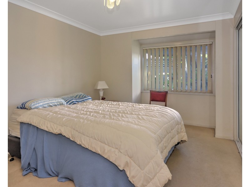8/33 Lynburn Avenue, Bomaderry NSW 2541