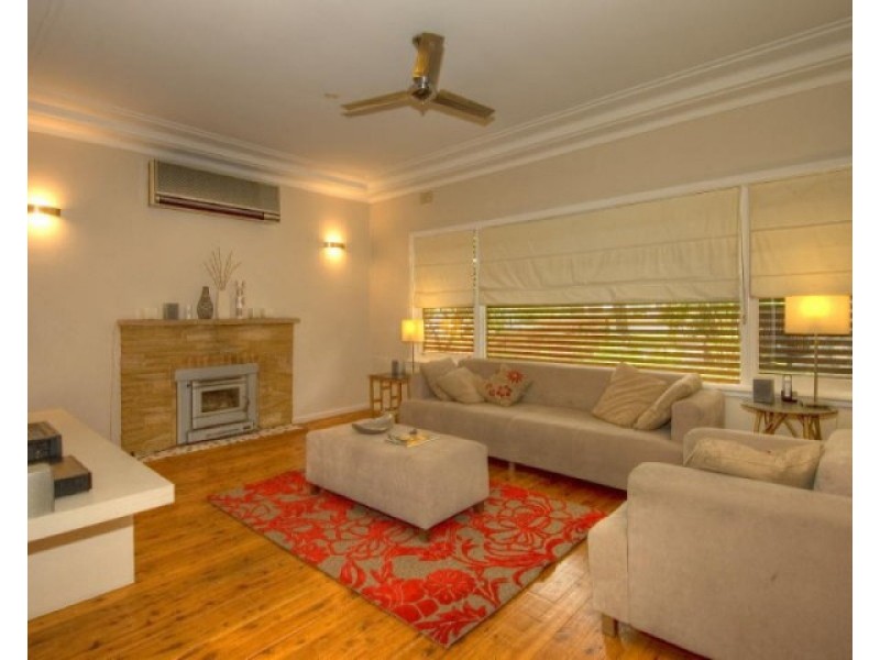 107 East Street, Nowra NSW 2541