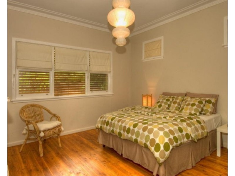 107 East Street, Nowra NSW 2541