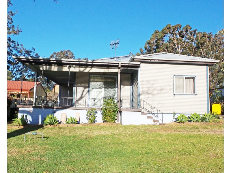46 Brinawarr Street, Bomaderry NSW 2541