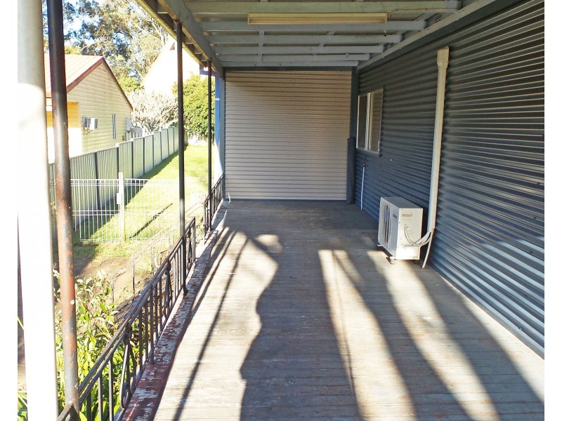 46 Brinawarr Street, Bomaderry NSW 2541