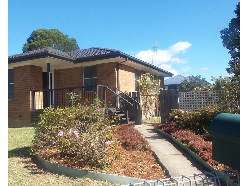 1 Young Avenue, Nowra NSW 2541