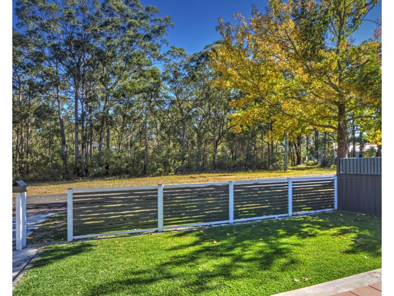 13 Bernadette Avenue, Nowra NSW 2541