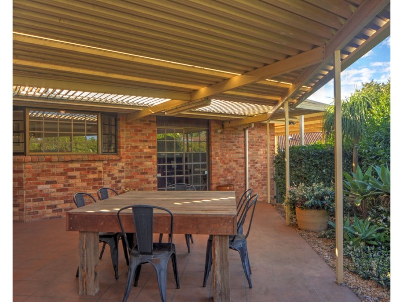 4 Wasdale Place, Bomaderry NSW 2541