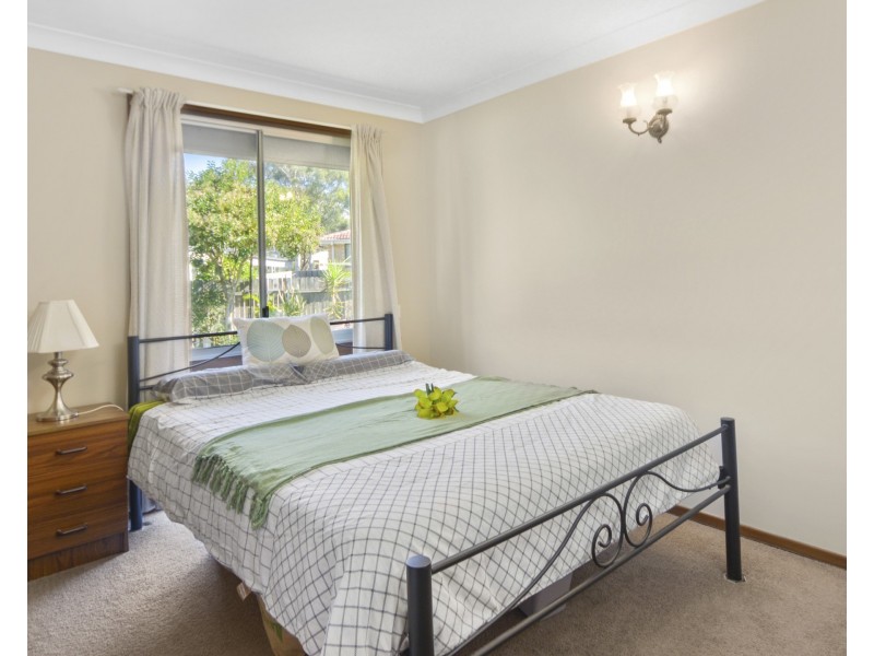 3 Lynmouth Grove, Bomaderry NSW 2541