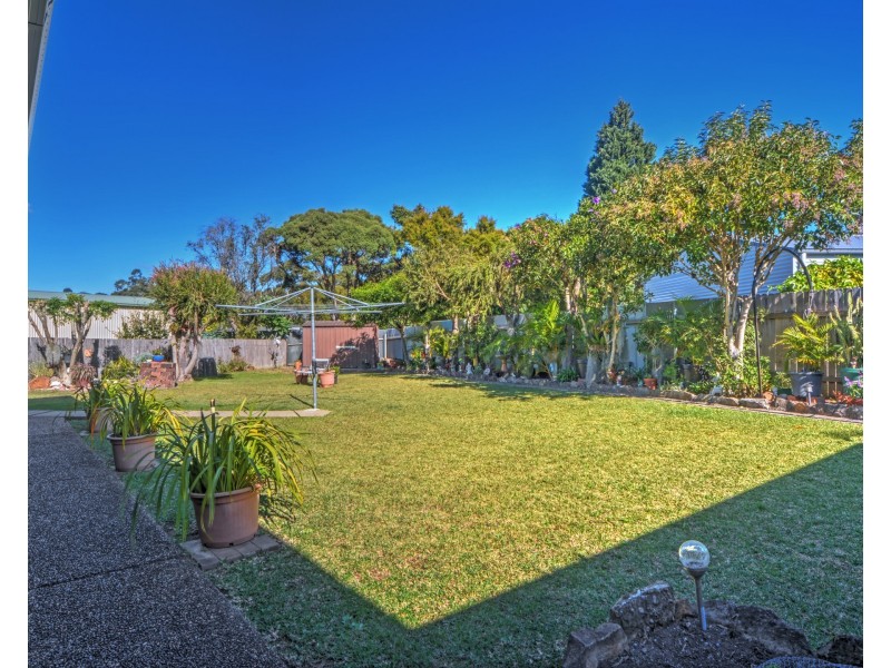3 Lynmouth Grove, Bomaderry NSW 2541