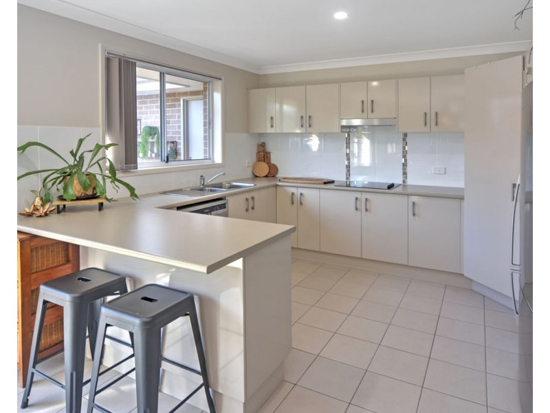 14 Sutherland Drive, North Nowra NSW 2541