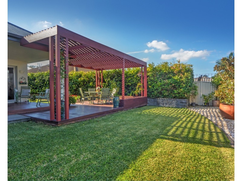 11 Lacebark Grove, Worrigee NSW 2540