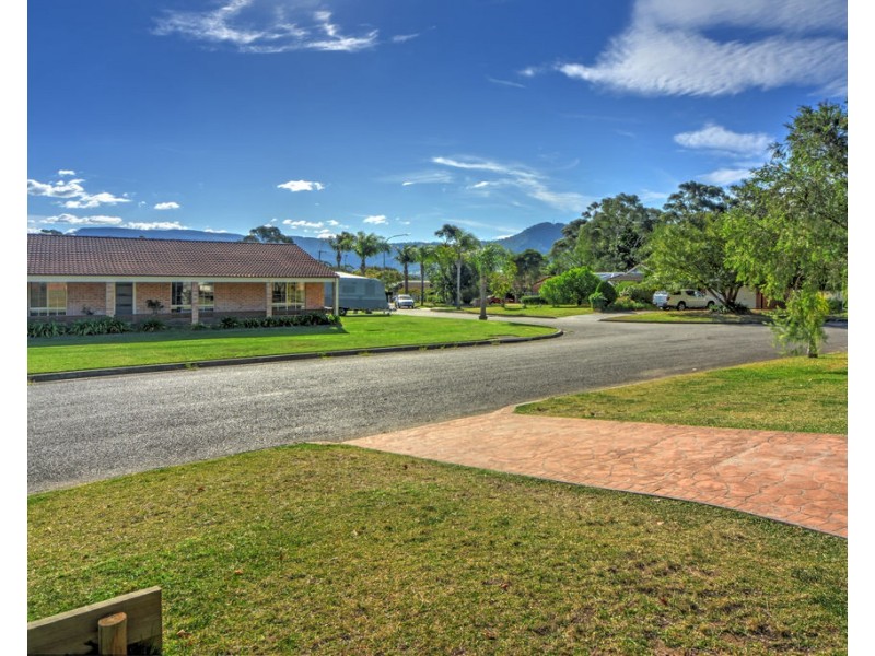 34 Coconut Drive, North Nowra NSW 2541