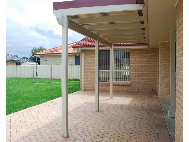 60 Robinia Way, Worrigee NSW 2540