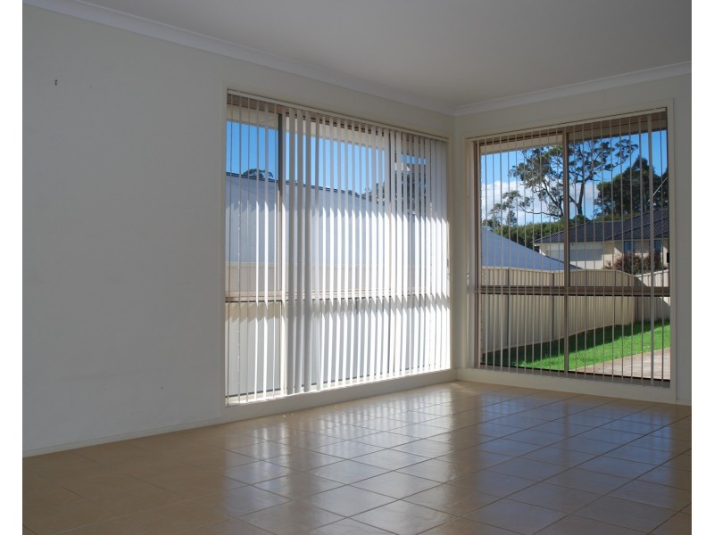 22 Warrigal Street, Nowra NSW 2541