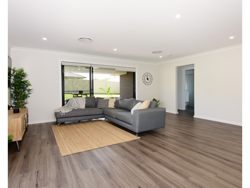 26 Alata Crescent, South Nowra NSW 2541