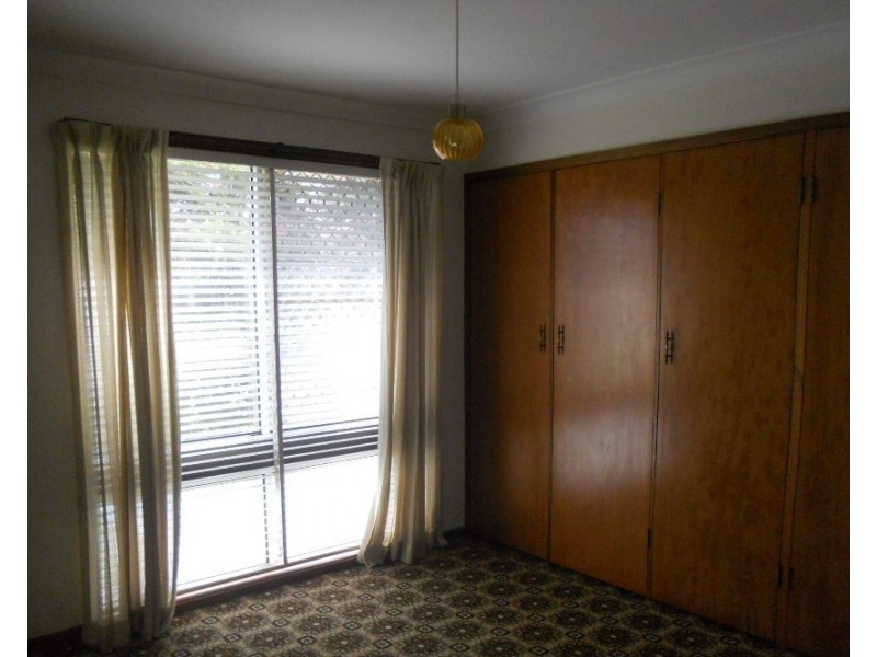 2/10 Keft Avenue, Nowra NSW 2541