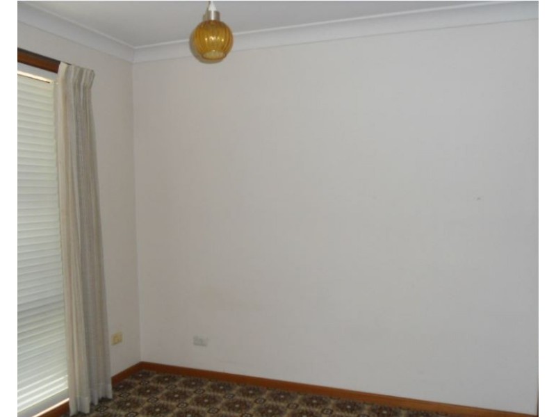 2/10 Keft Avenue, Nowra NSW 2541